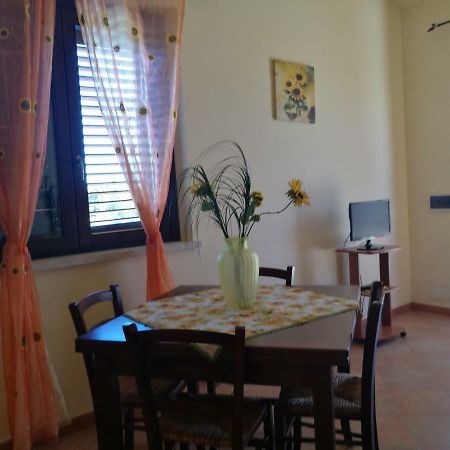 La Villa Dei Girasoli Кустоначи Экстерьер фото